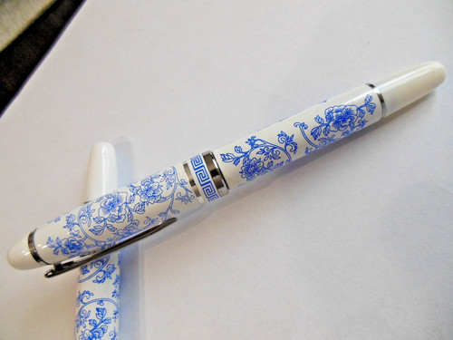 Fountain pen white blue - pen, /